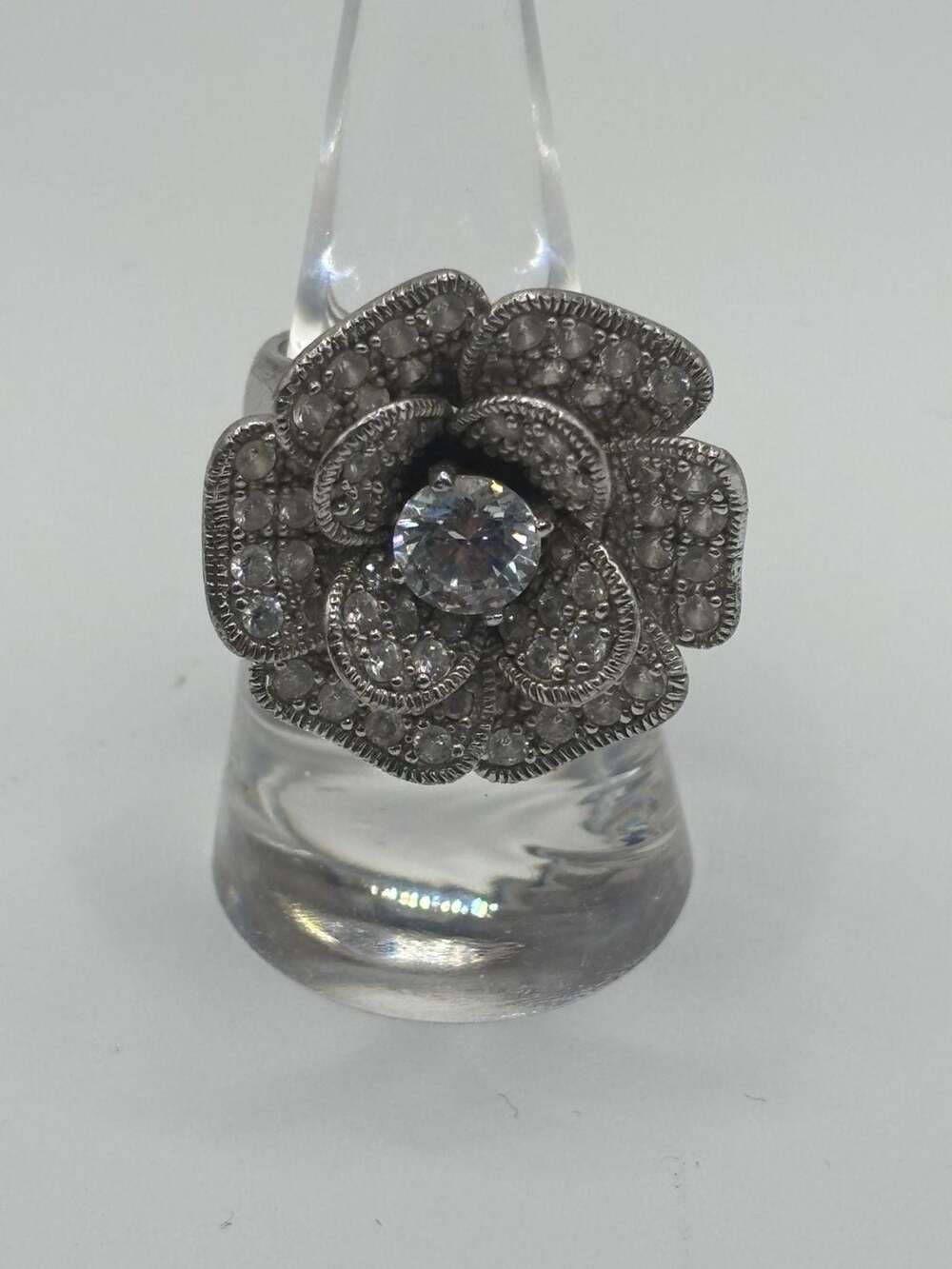 925 Sterling Silver CZ Flower Statement Ring Size 8.75